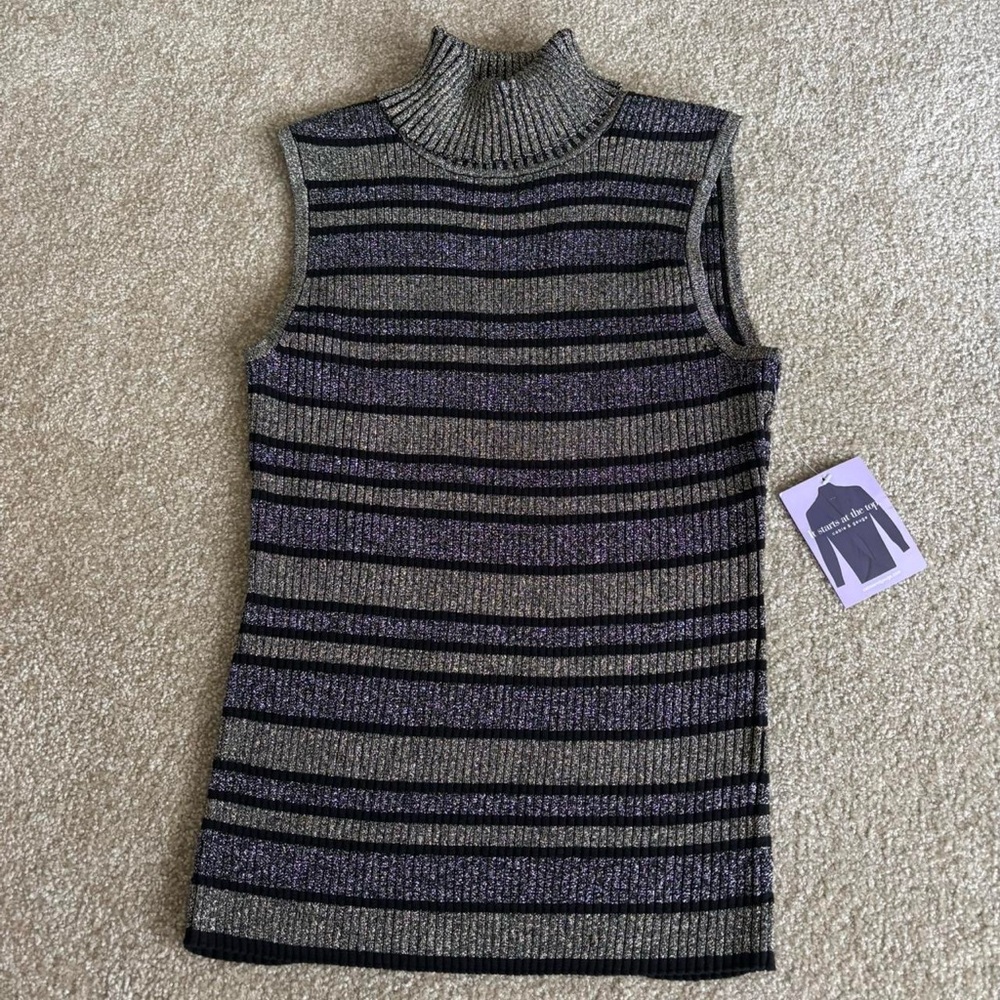 Cable and Gauge medium tank top.